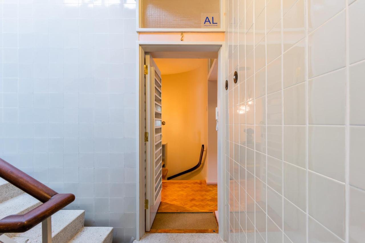 Amazing Duplex - Mid Century Experience & Parking Apartment Porto Ngoại thất bức ảnh
