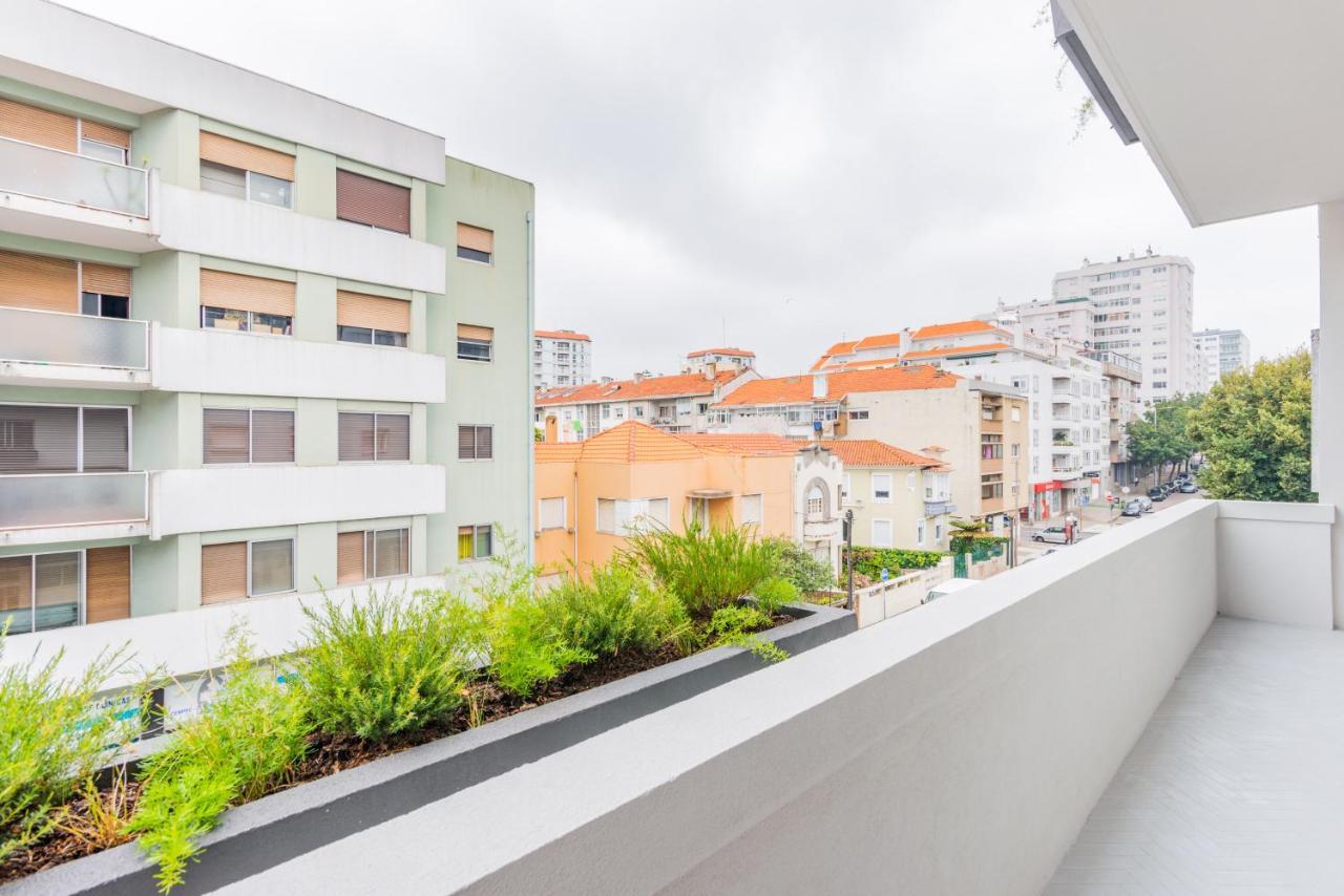 Amazing Duplex - Mid Century Experience & Parking Apartment Porto Ngoại thất bức ảnh
