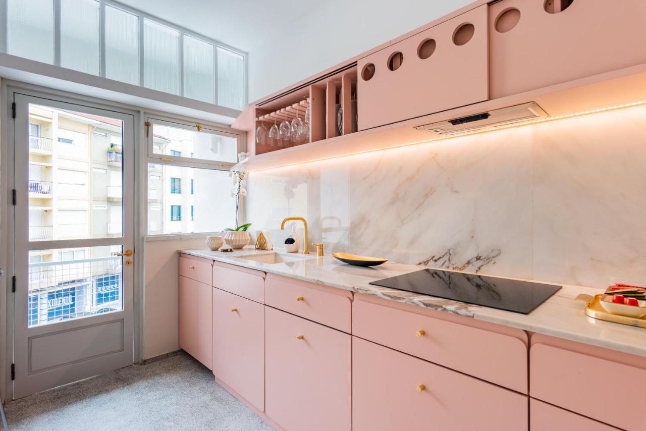 Amazing Duplex - Mid Century Experience & Parking Apartment Porto Ngoại thất bức ảnh